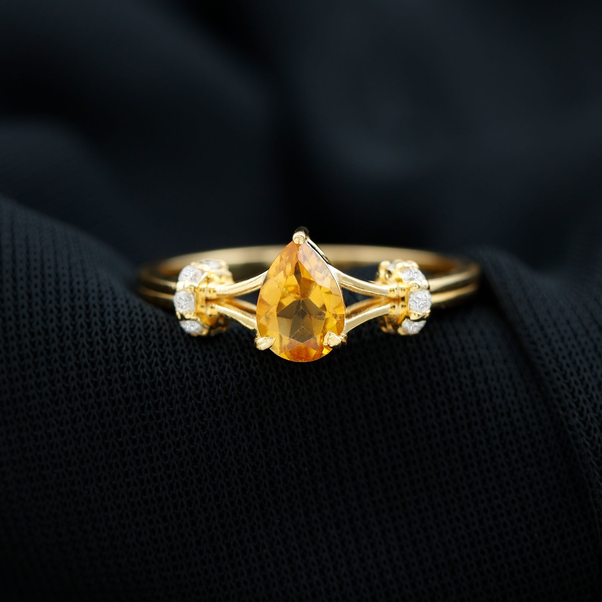 Pear Shape Citrine and Diamond Solitaire Ring in Split Shank Citrine - ( AAA ) - Quality - Rosec Jewels