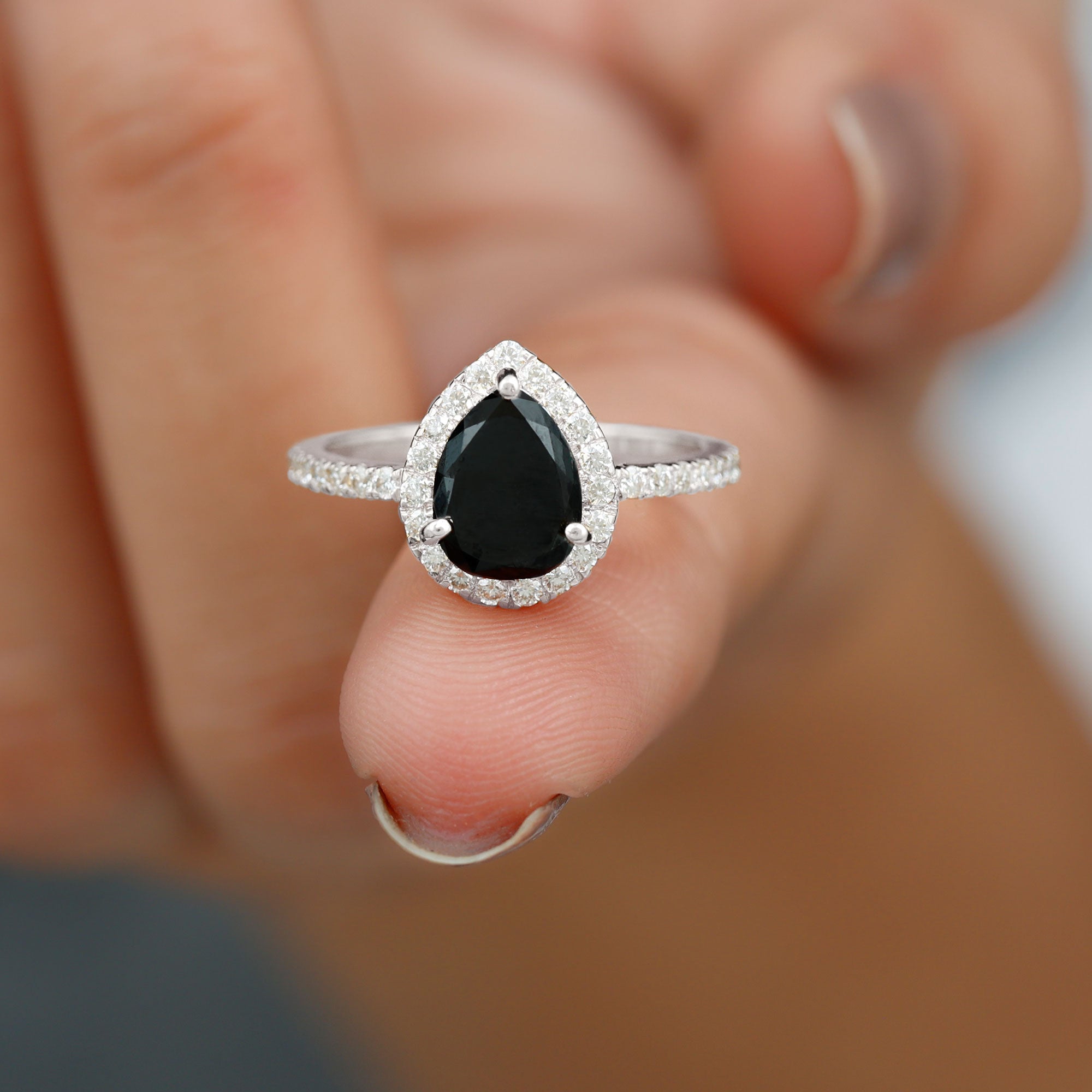 Halo black diamond shop
