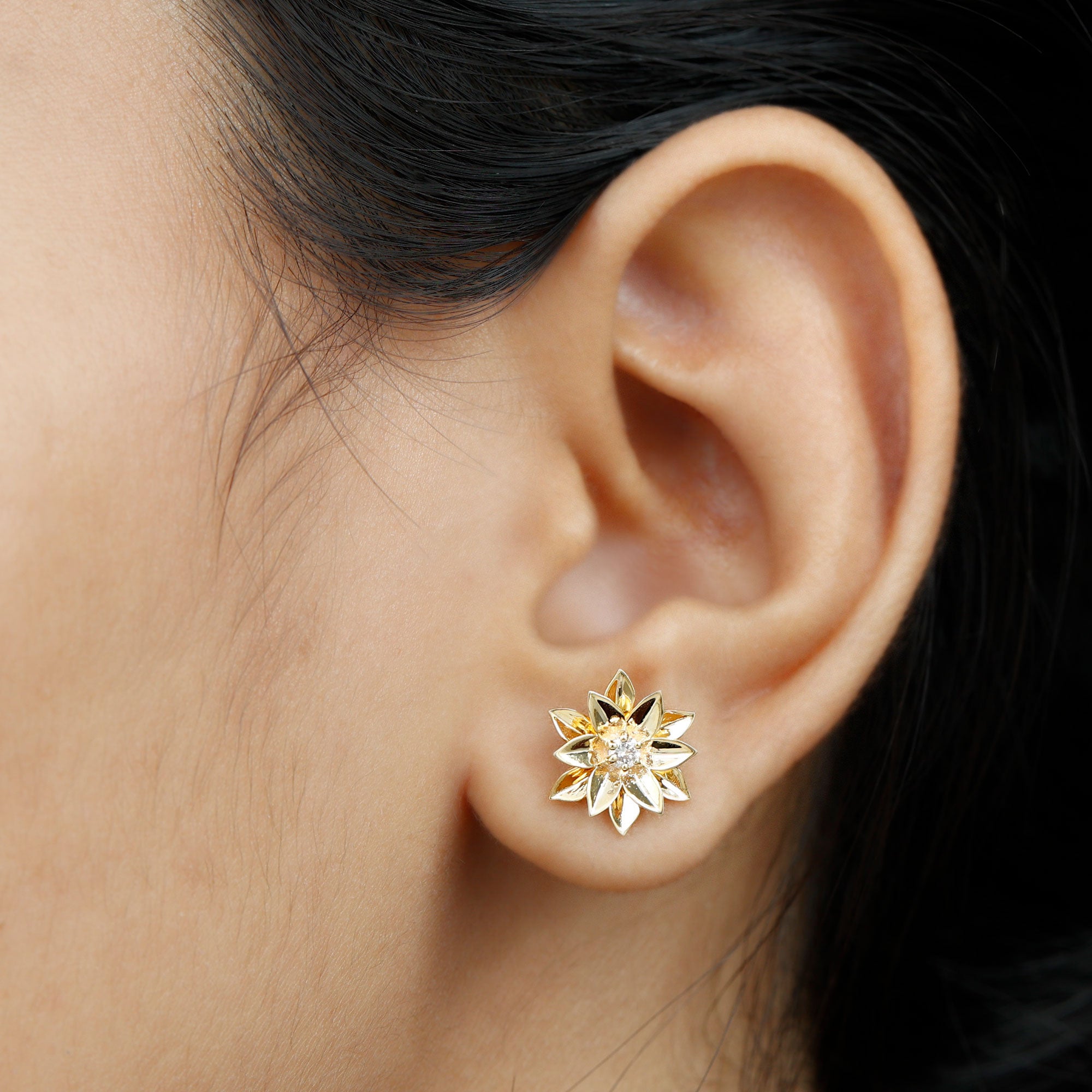 Round Cut Natural Diamond Gold Flower Stud Earrings Diamond - ( HI-SI ) - Color and Clarity - Rosec Jewels